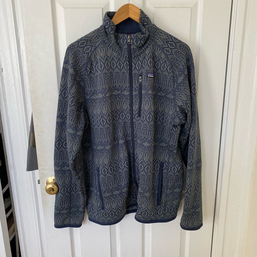 Patagonia Fleece in Patterned Navy, great condition